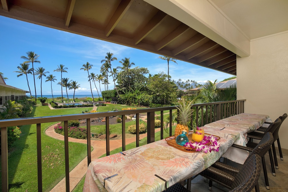 Waiohuli Beach Hale Ocean View Condos with Parking