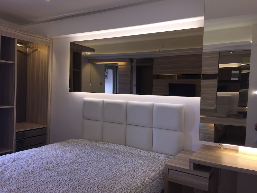 1517 Reunion - Image 3