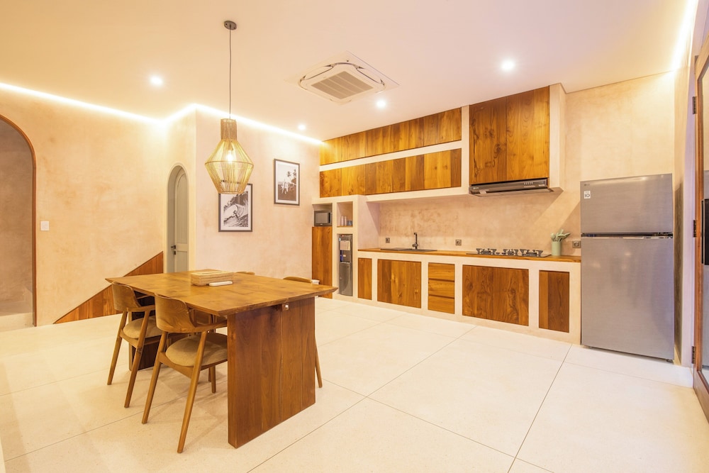 Sleek 2BR Villa, 5 Minutes to Bingin Beach