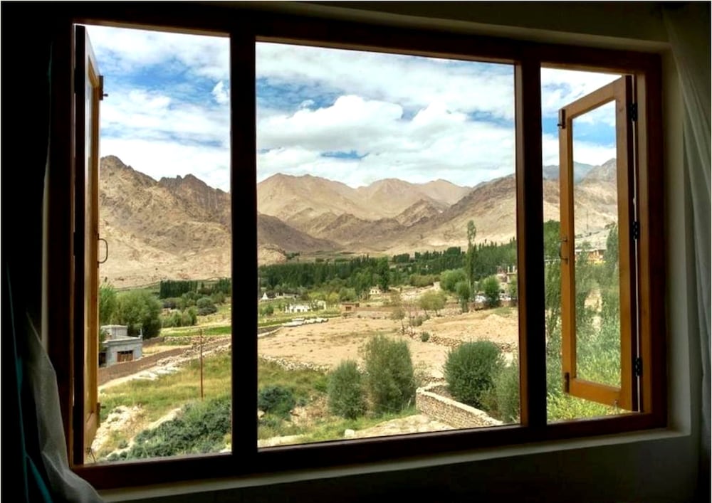 TIH Hotel Khakshal