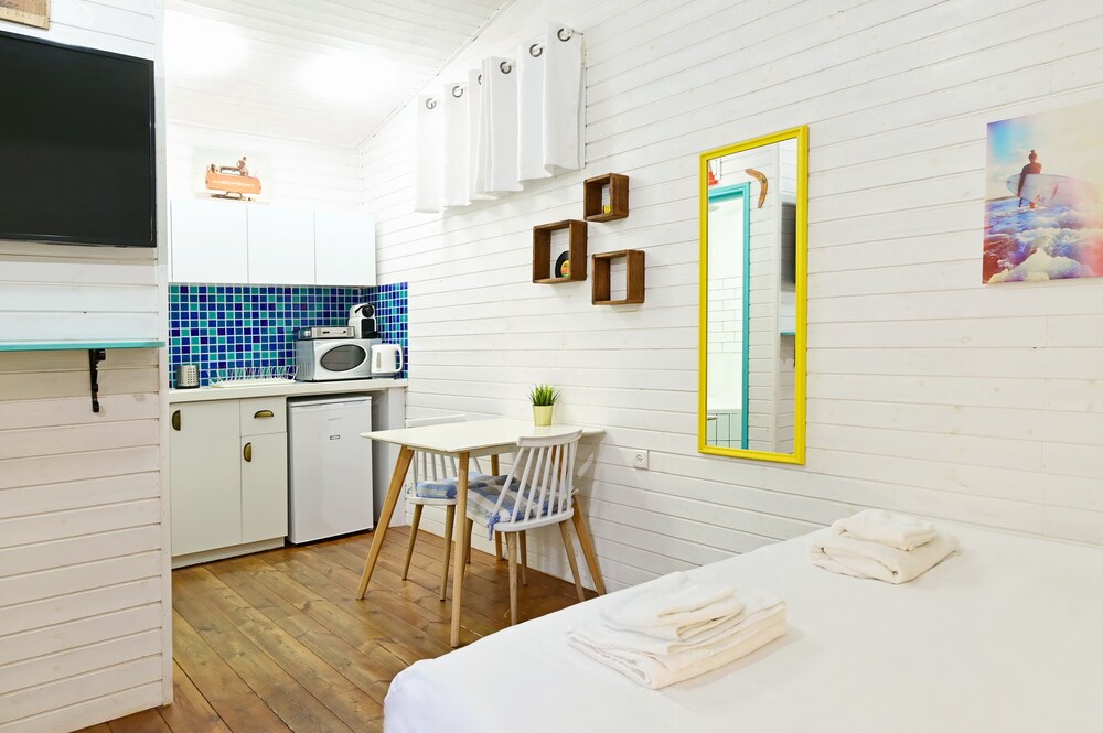 Dayos Unique Suites