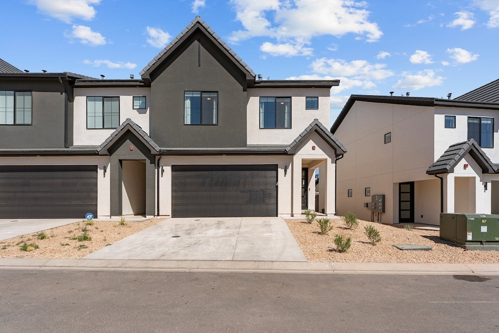 Long Valley Leisure 4 Bedroom Townhouse