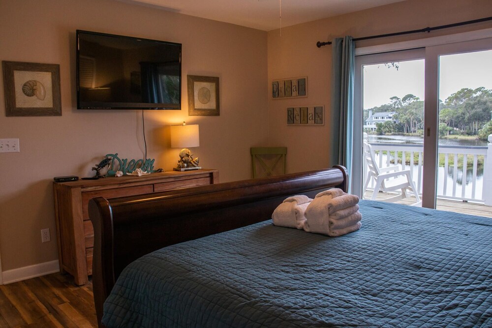 412 Skimmer Cove view 2