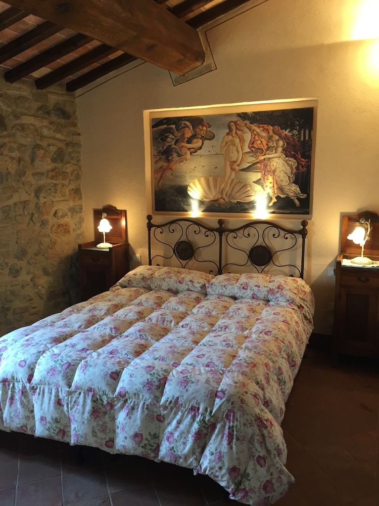 La Vecchia Corte