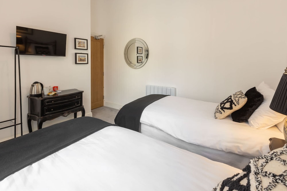 Host Stay Danby at the Sandbeck