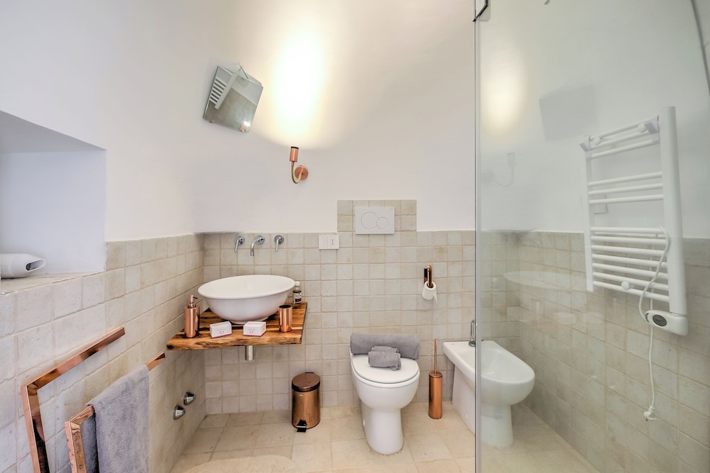 Dimora Tra Gli Ulivi With Private Jacuzzi