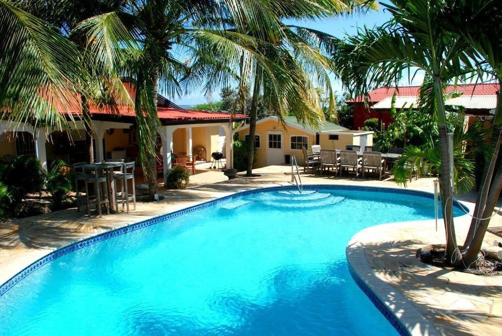 Paradera Paradise