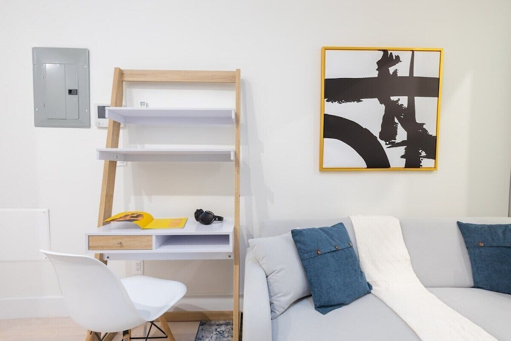 317 UES Apartments
