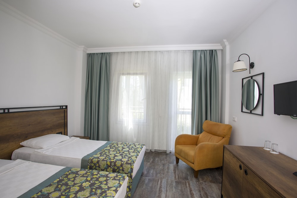 Bitez Garden Life Hotel - All Inclusive view 4