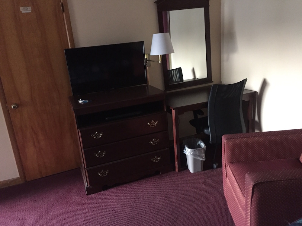 Bedford Vacations - Motel Townhouse - Property Image 12