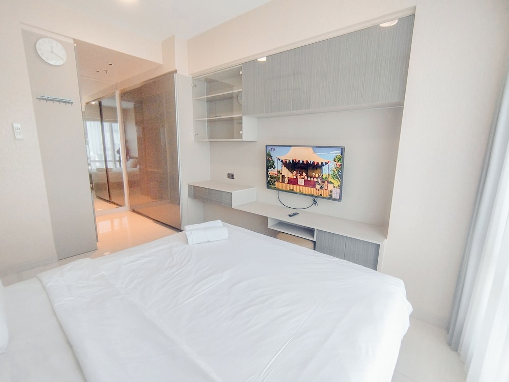 Warm 3Br Direct Access To Mall La Riz Supermall Mansion Apartment