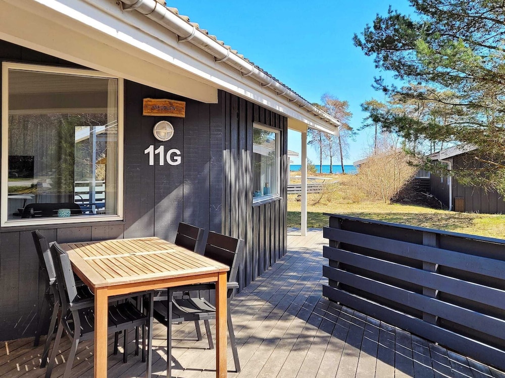 Beachfront Bliss in Snogebaek - By Traum Ferienwohnungen view 4