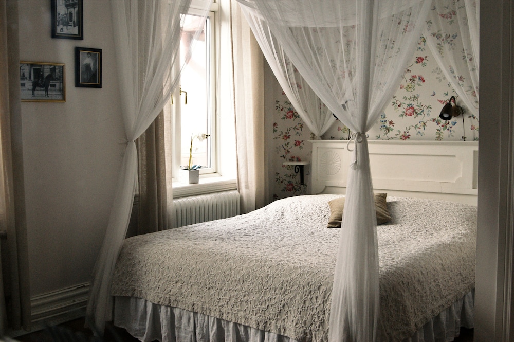 Okens Bed & Breakfast