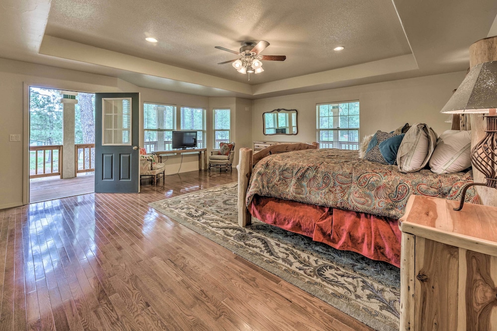 Spacious Ruidoso Retreat on 6 Gated Acres! view 2