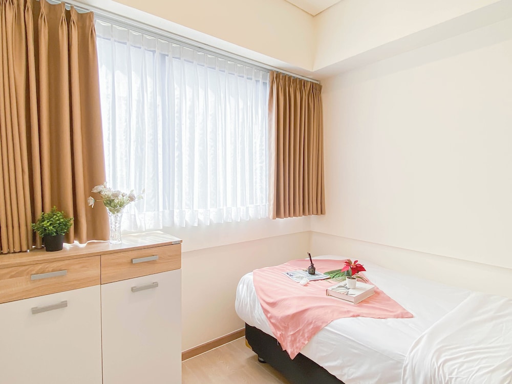 Simple Look 2Br Apartment Meikarta