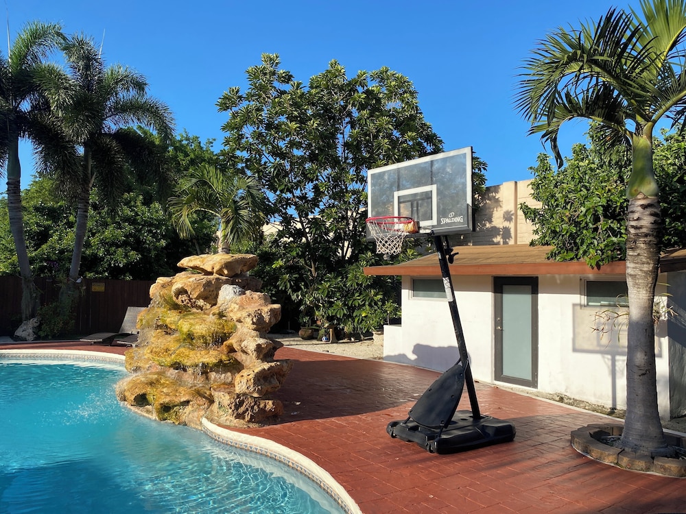 Andy Resort Luxury