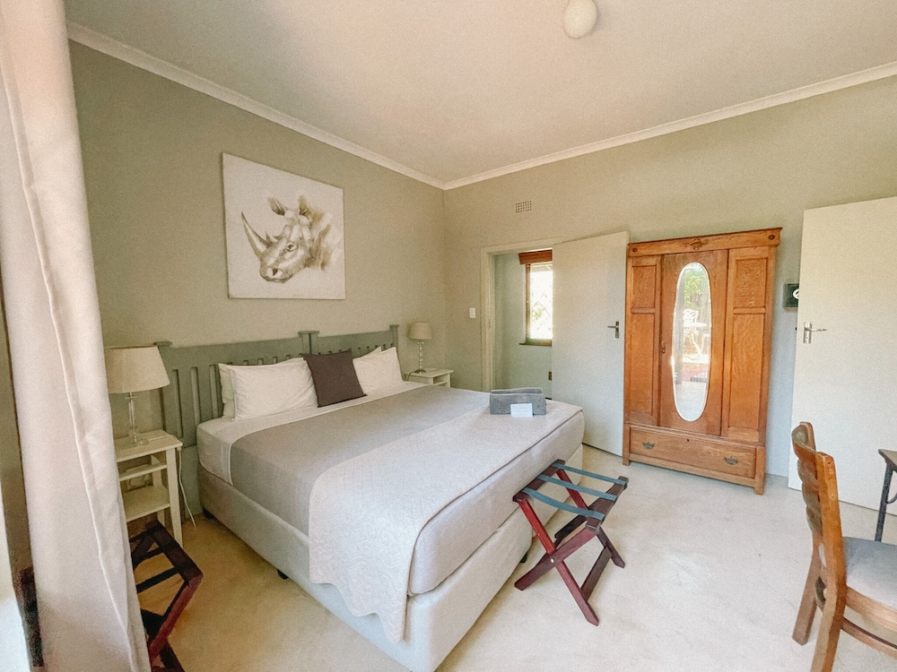 Ngoye Lodge