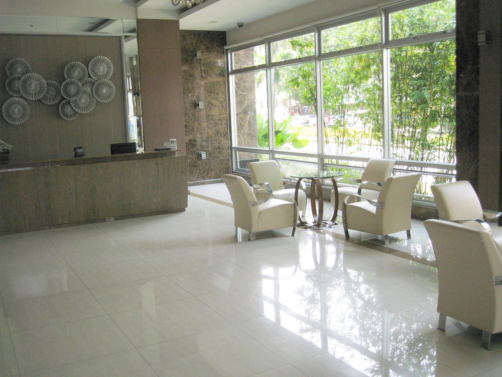Avalon Condominium — photo 5