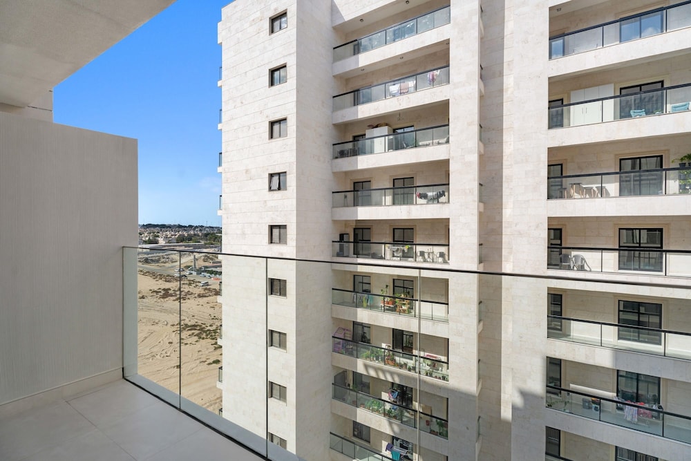 Brand new Studio in Al Furjan 2 Mins From Metro