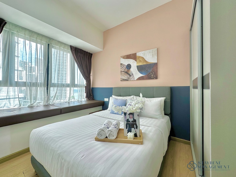 Country Garden Danga Bay Sea View Homestay by Stayrene
