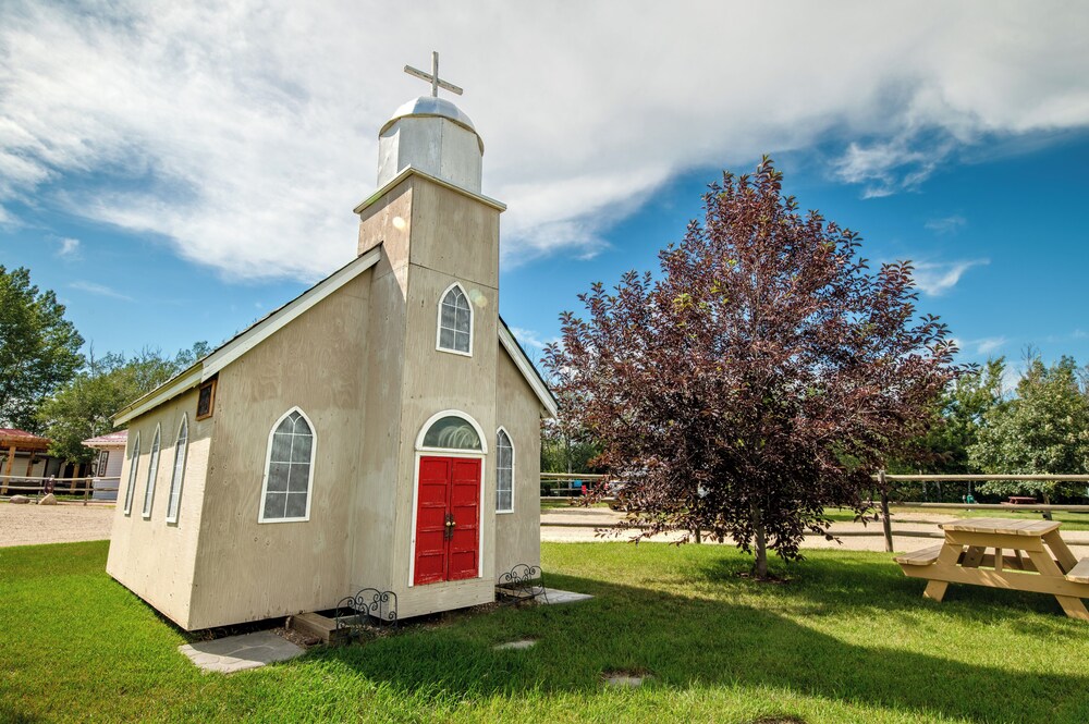 Prairie Junction Cabins Stettler