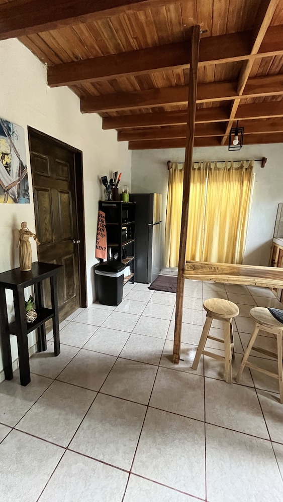 Casa Cuatro Lunas