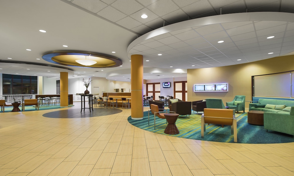Lawrence Vacations - Springhill Suites by Marriott Lawrence - Property Image 37