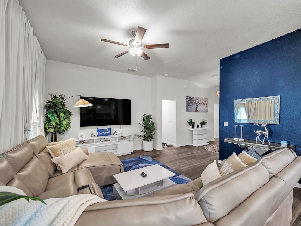 Bright & Charming 4br Home In Ocala 4 Bedroom Home