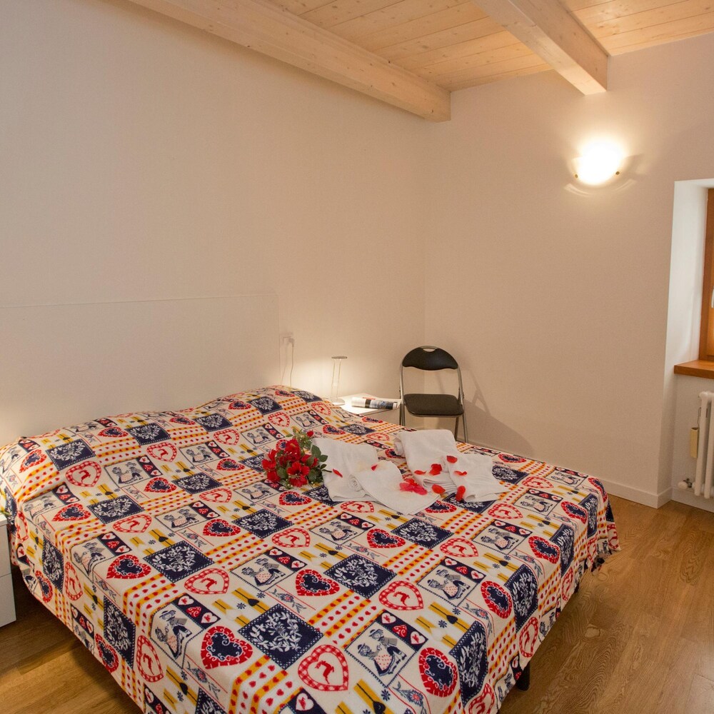 Photo 38