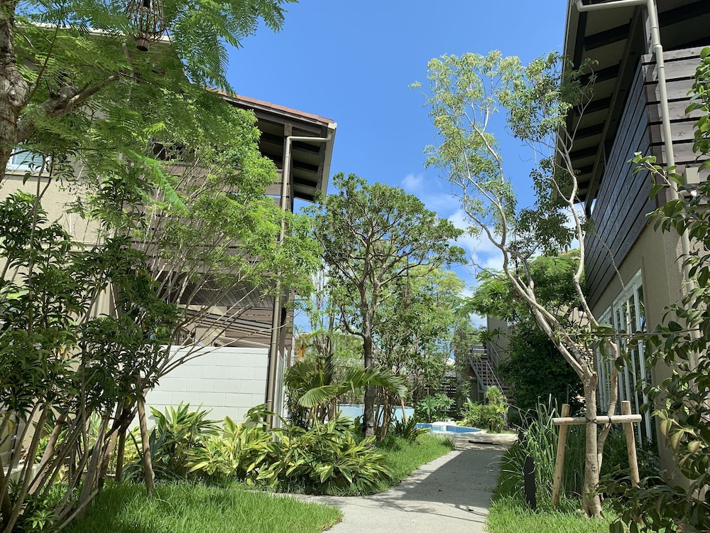 Mihana Onna-Son view 2