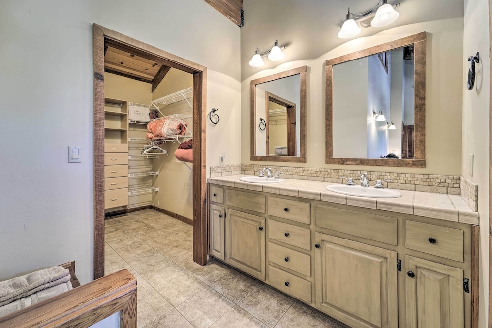 Lake Tahoe Vacations - Northstar Home: Shuttle to Ski Resort! - Property Image 37