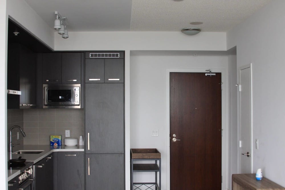 Midnight Suites