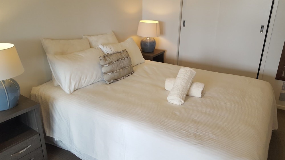 Auckland Waterfront Executive Living