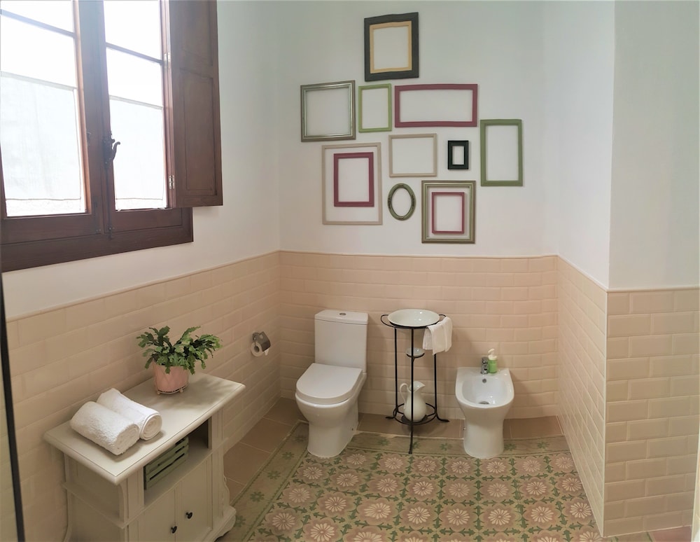 Los Canaritos Guest-House