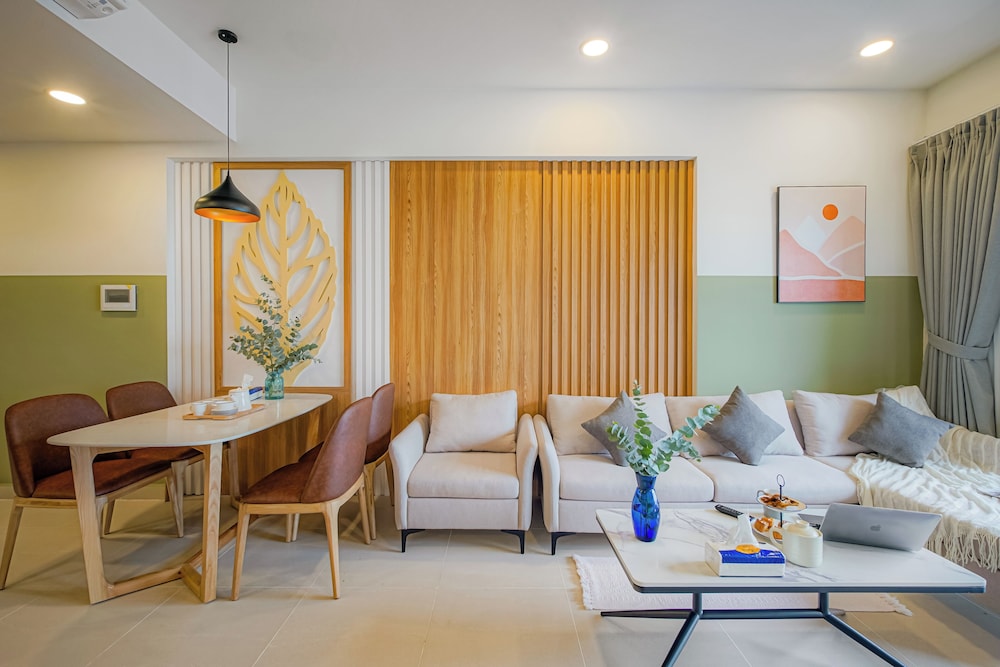 9Trip Stay in Soho Residence