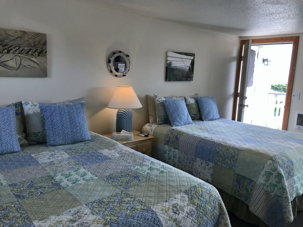 Top Mast Resort