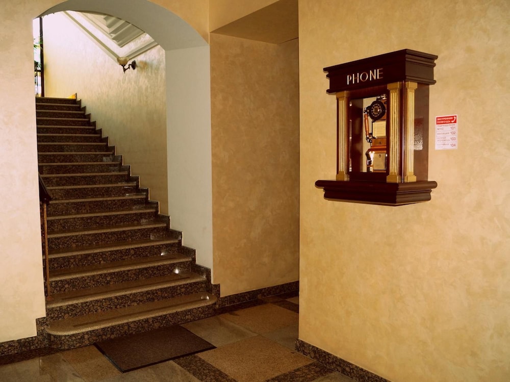 Garni Hotel