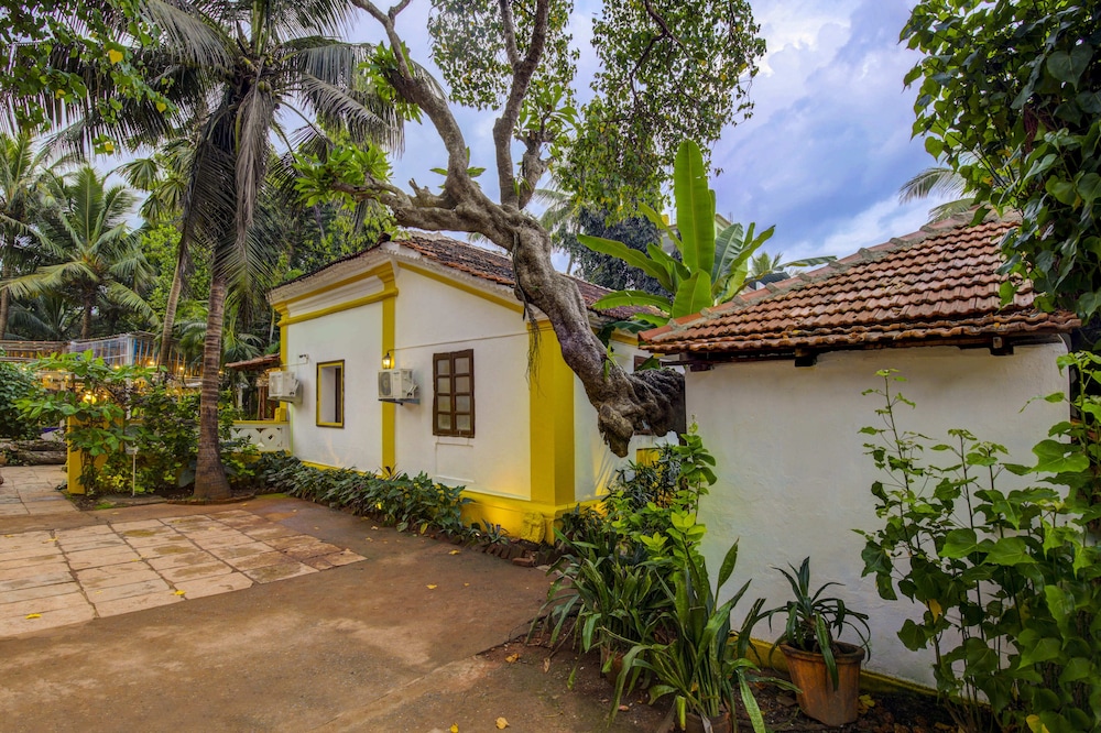 goSTOPS Lite Goa, Calangute