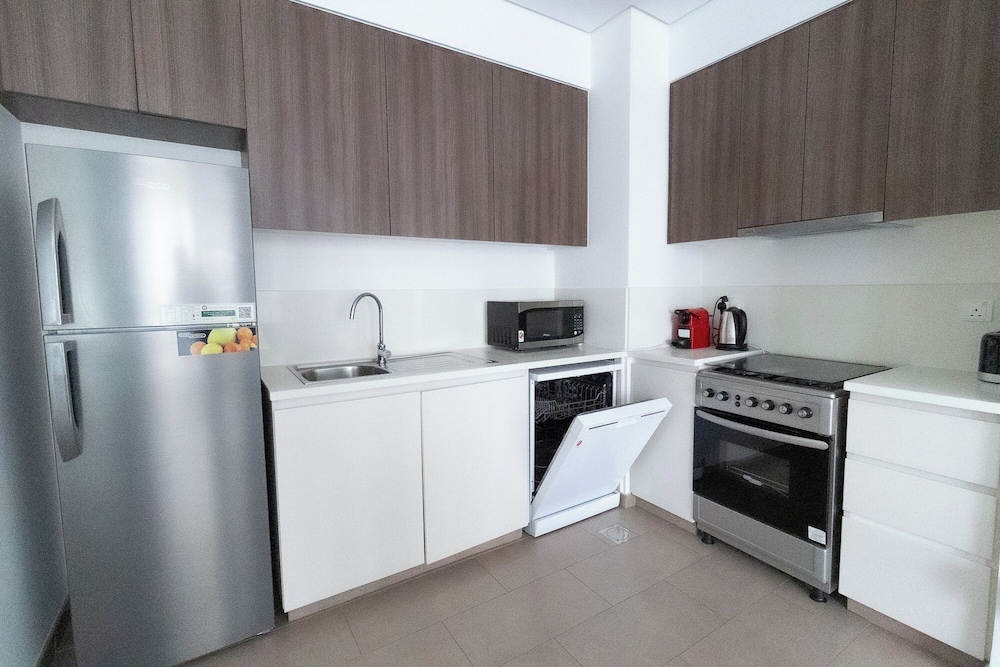HAPPY SEASON I Park Heights 2 Dubai Hills 1BR