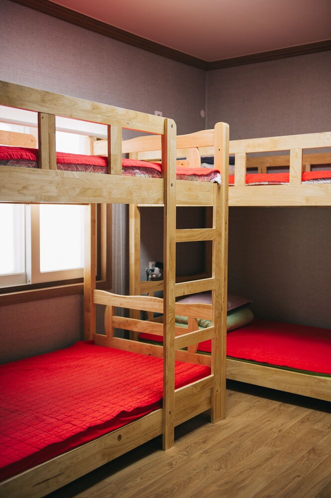 We Guest House - Hostel