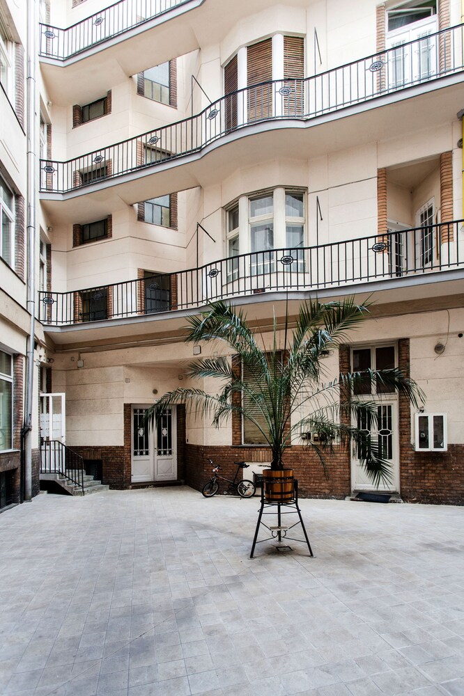 Kecskemeti 5 Apartment view 5