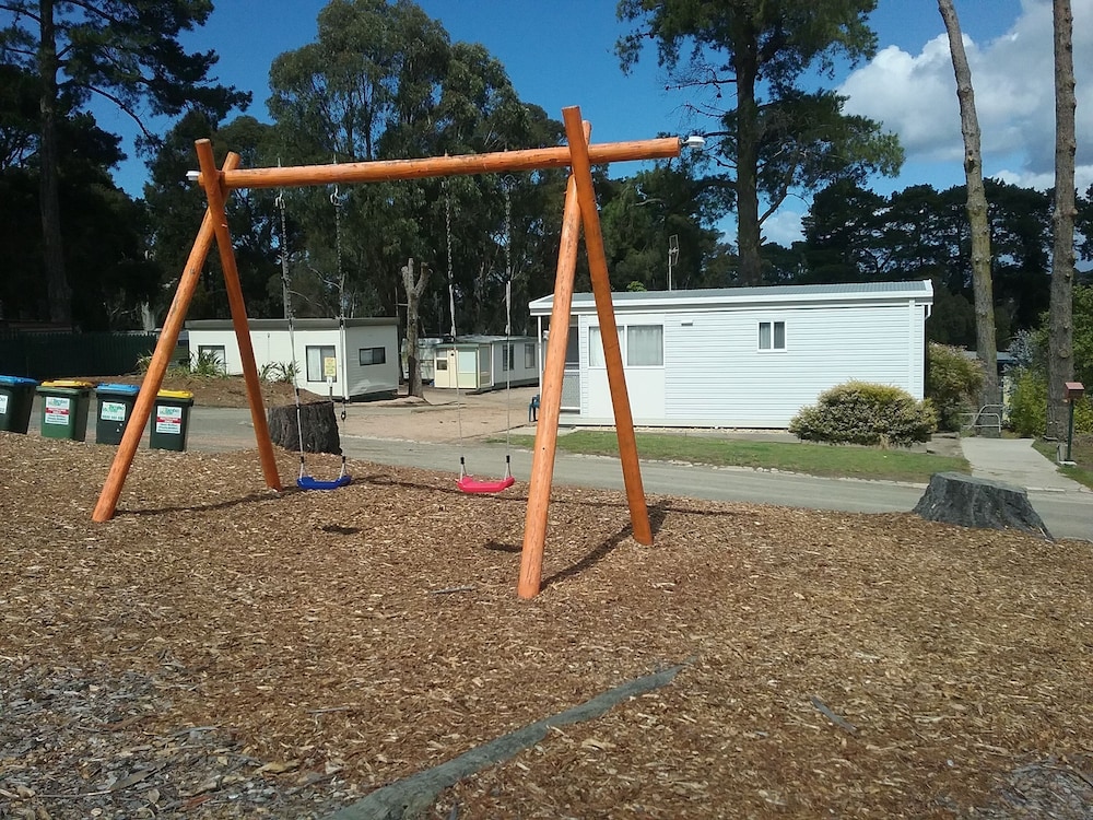 Lakes Caravilla Caravan Park