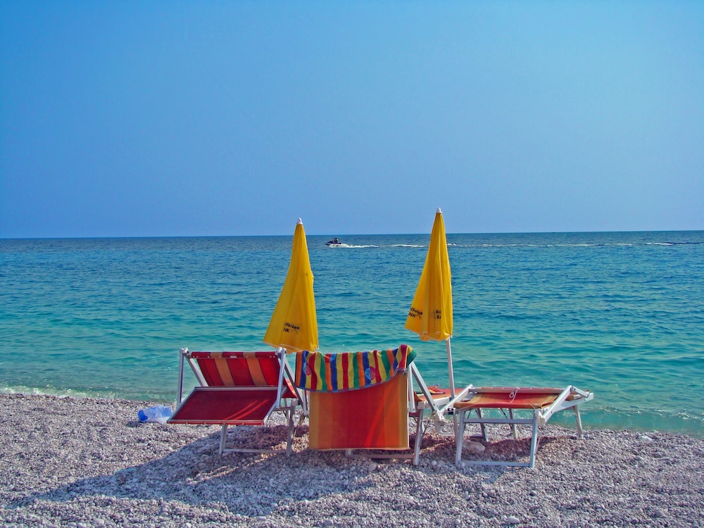 Altea Beach Lodges