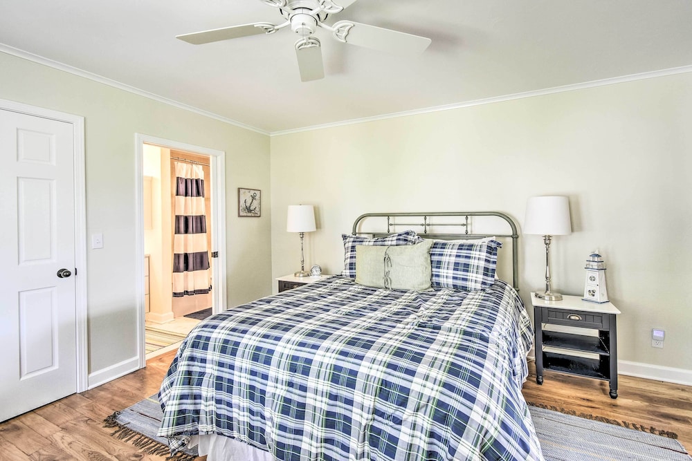 Ephraim Home w/ Yard - Walk to Lake Michigan! view 3