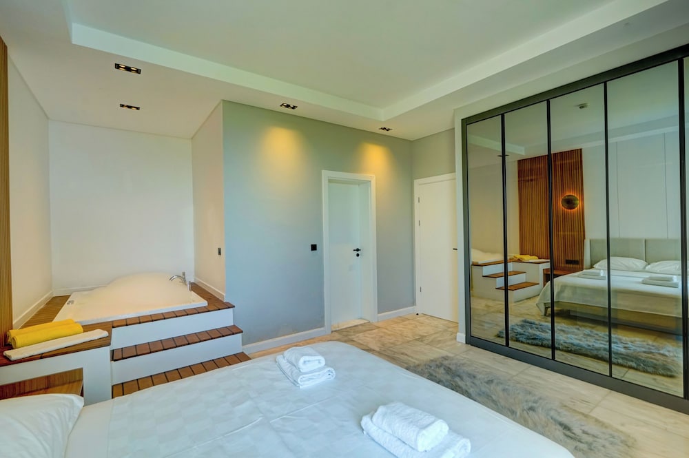 Villa Mercury 9 - PLANET LUXURY VILLAS