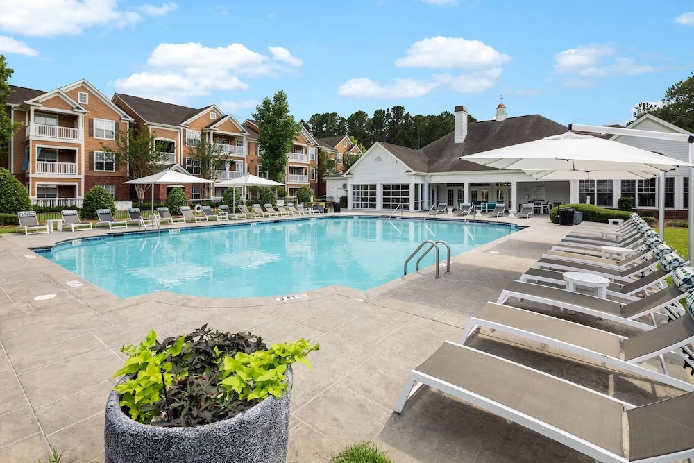 Landing Summerville Apartments