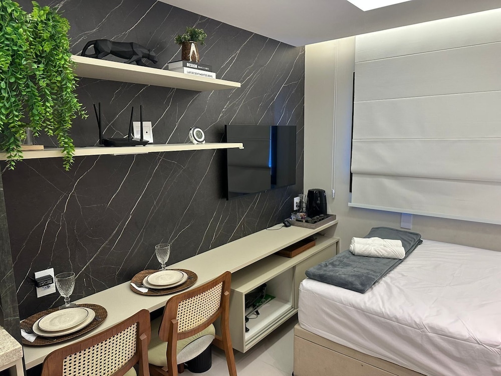 Fully Equipped Apts With Leisure Minutes From the Beach Hfos