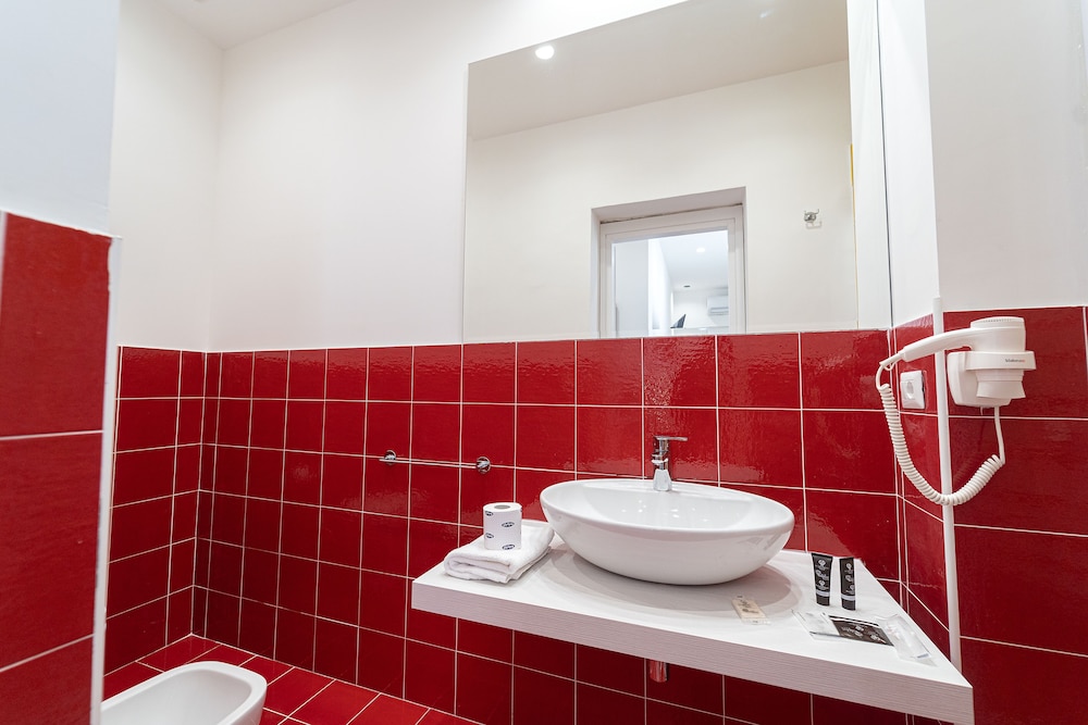 H. G. Boutique Toledo Napoli Centro by ClaPa Group Dislocated Hospitality