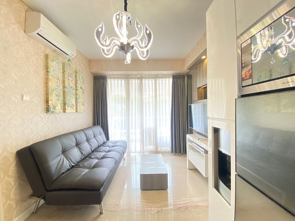 Luxurious 1Br Apartment At Landmark Residence Bandung