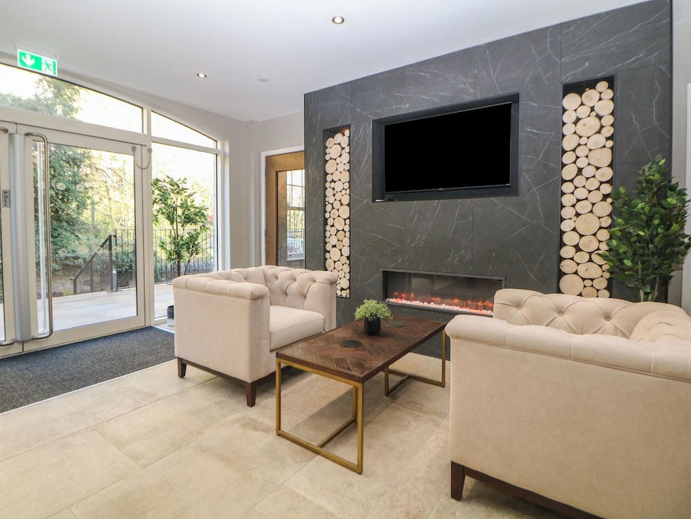 2 Rock Mill Holiday Apartments